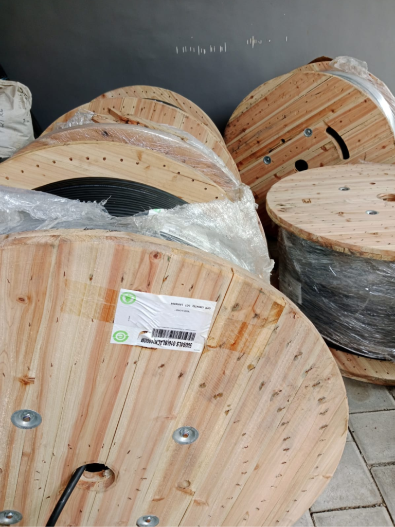 Pusat penjualan kabel Belden